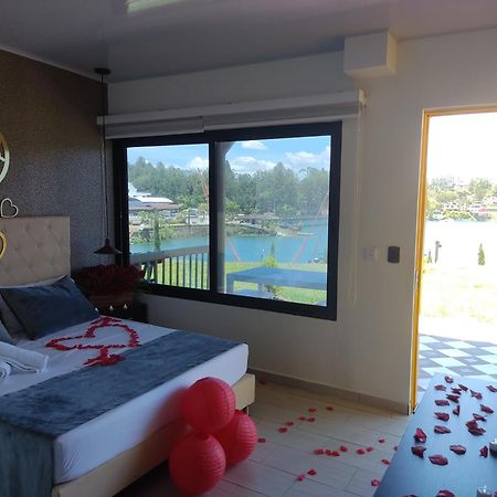 Hotel Aguas Abiertas Guatapé Екстериор снимка