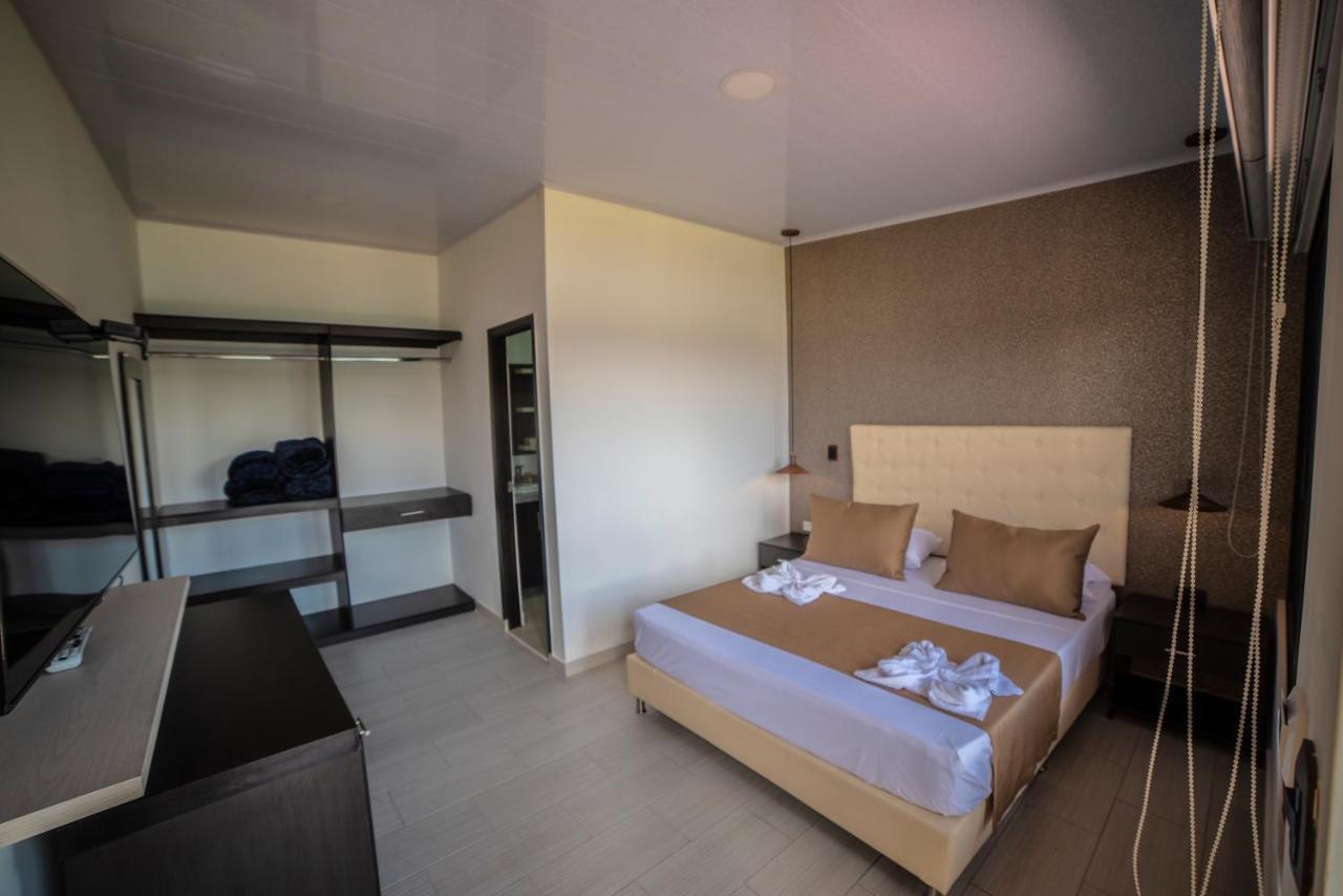 Hotel Aguas Abiertas Guatapé Екстериор снимка