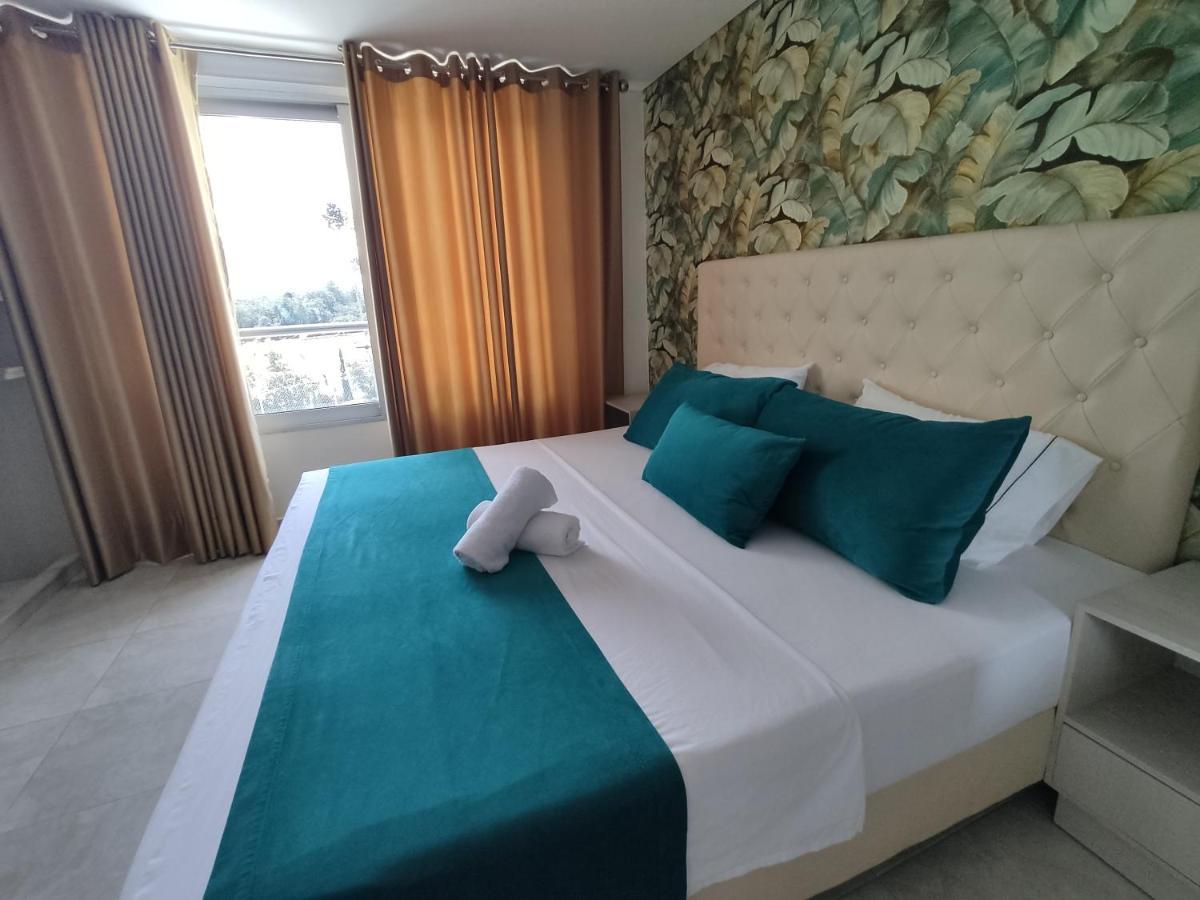 Hotel Aguas Abiertas Guatapé Екстериор снимка