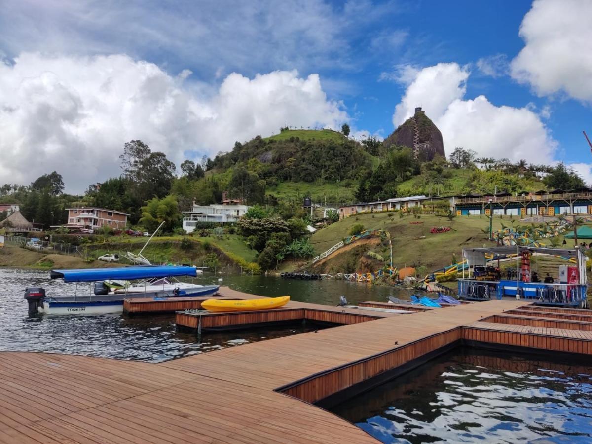 Hotel Aguas Abiertas Guatapé Екстериор снимка