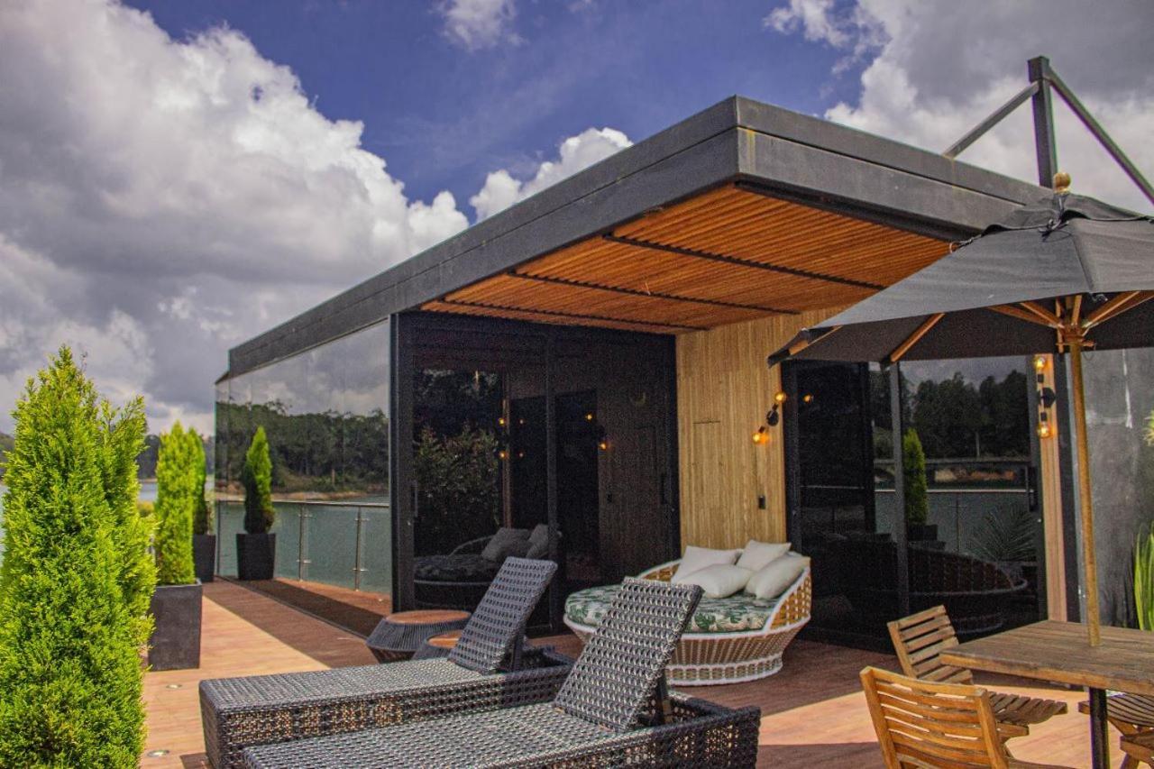 Hotel Aguas Abiertas Guatapé Екстериор снимка