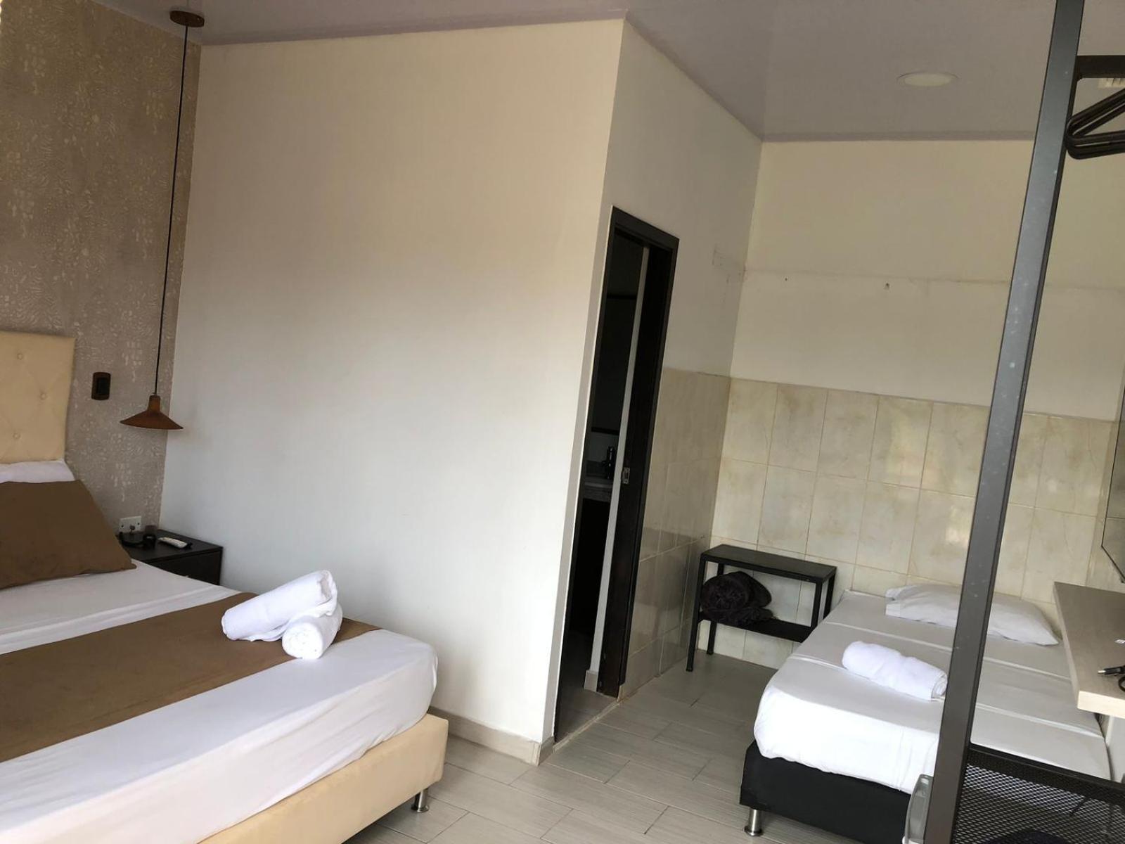Hotel Aguas Abiertas Guatapé Екстериор снимка