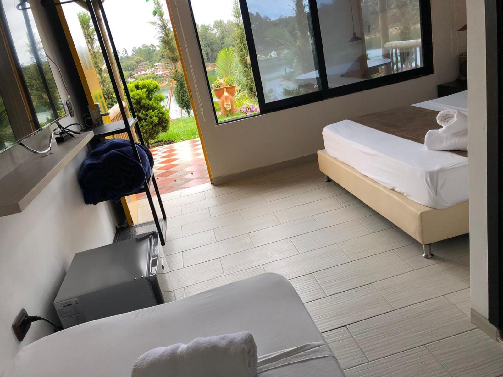Hotel Aguas Abiertas Guatapé Екстериор снимка